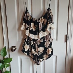 Forever 21 Black Floral Strapless Dress